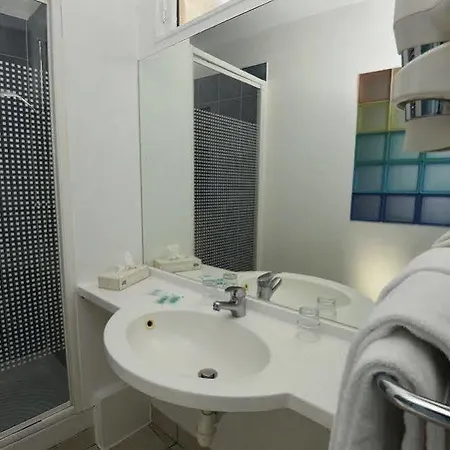 Sacre Coeur Green Spirit S Hotel